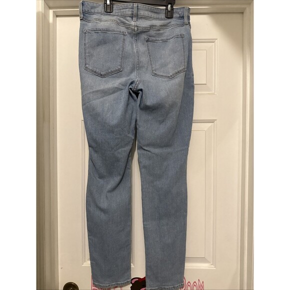 Old Navy Sz 12 Long Wow High Rise Light Blue Wash  Women's Jeans - Picture 2 of 3